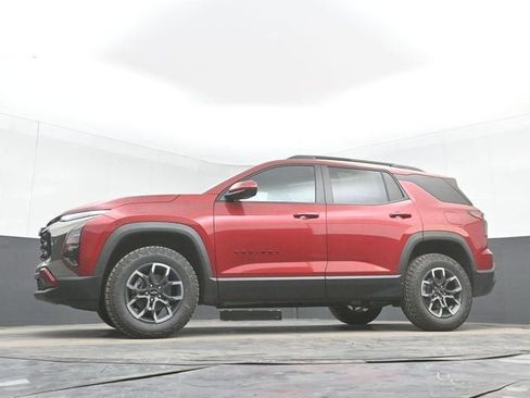 New 2026 Chevrolet Equinox ACTIV w/ Safety and Technology Package FWD image 42