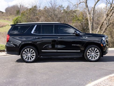 Used 2021 GMC Yukon Denali w/ Denali Ultimate Package image 10