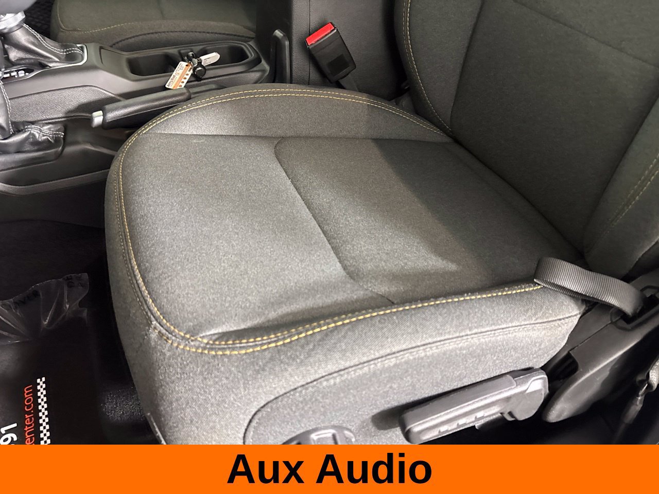 Used 2026 Jeep Wrangler Unlimited Sahara AWD/4WD image 12