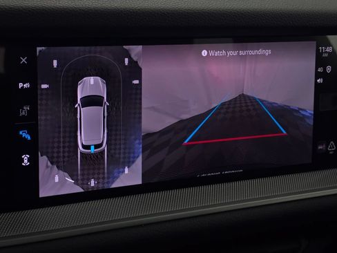 Certified 2025 Porsche Cayenne S AWD/4WD image 31