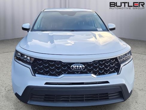 Used 2021 Kia Sorento LX FWD image 11