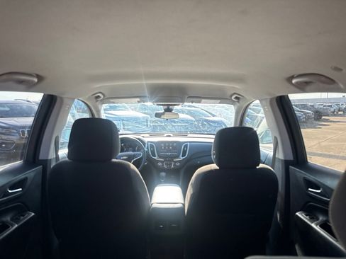 Used 2023 Chevrolet Equinox LT FWD image 29