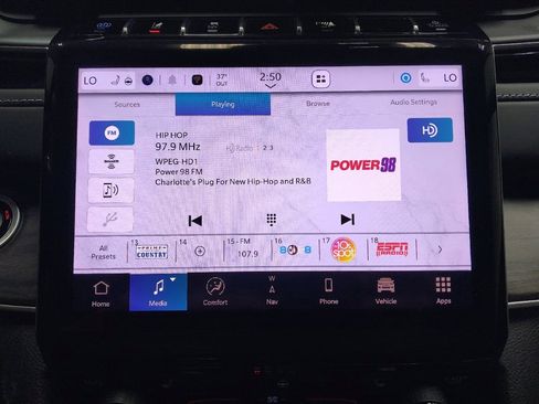 Used 2022 Jeep Grand Cherokee Limited 4xe image 25