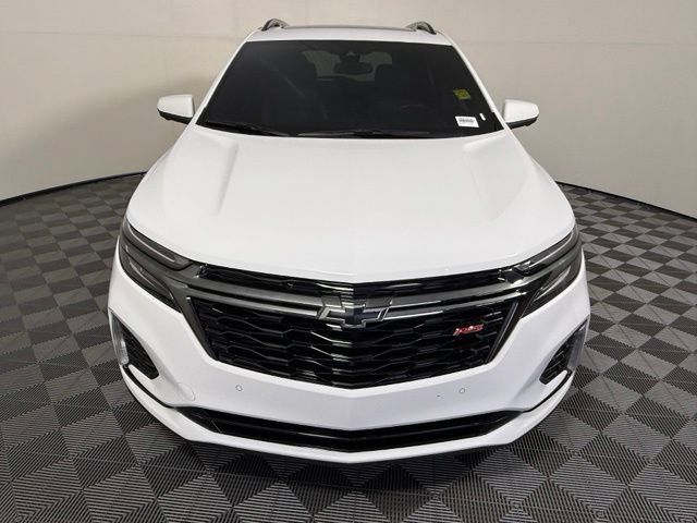 Used 2022 Chevrolet Equinox RS w/ RS Leather Package FWD image 9