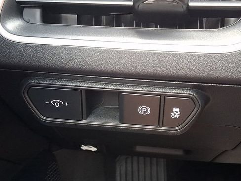 Certified 2025 Kia K4 FWD image 27