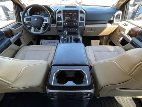 Used 2015 Ford F150 Lariat image 26