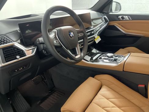Certified 2024 BMW X5 xDrive40i w/ Premium Package image 12