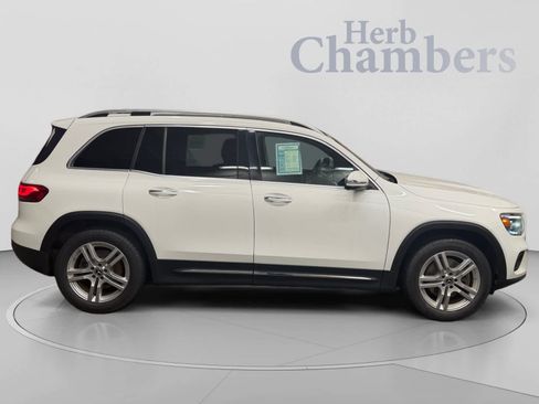Used 2020 Mercedes-Benz GLB 250 4MATIC image 12