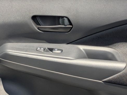 New 2025 Nissan Kicks Play S FWD image 31