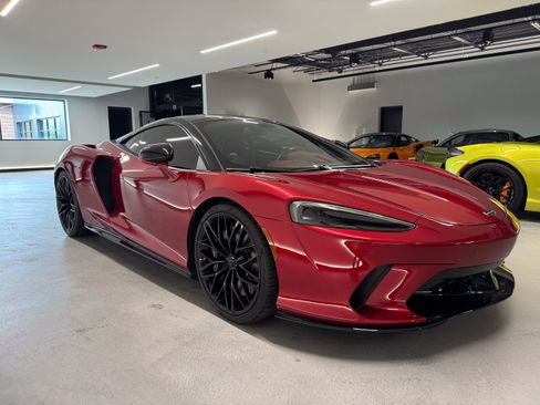 Used 2022 McLaren GT RWD image 7