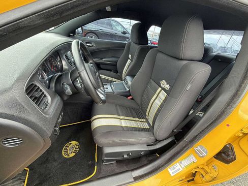 Used 2012 Dodge Charger SRT8 Super Bee w/ Driver Convenience Group II RWD image 19
