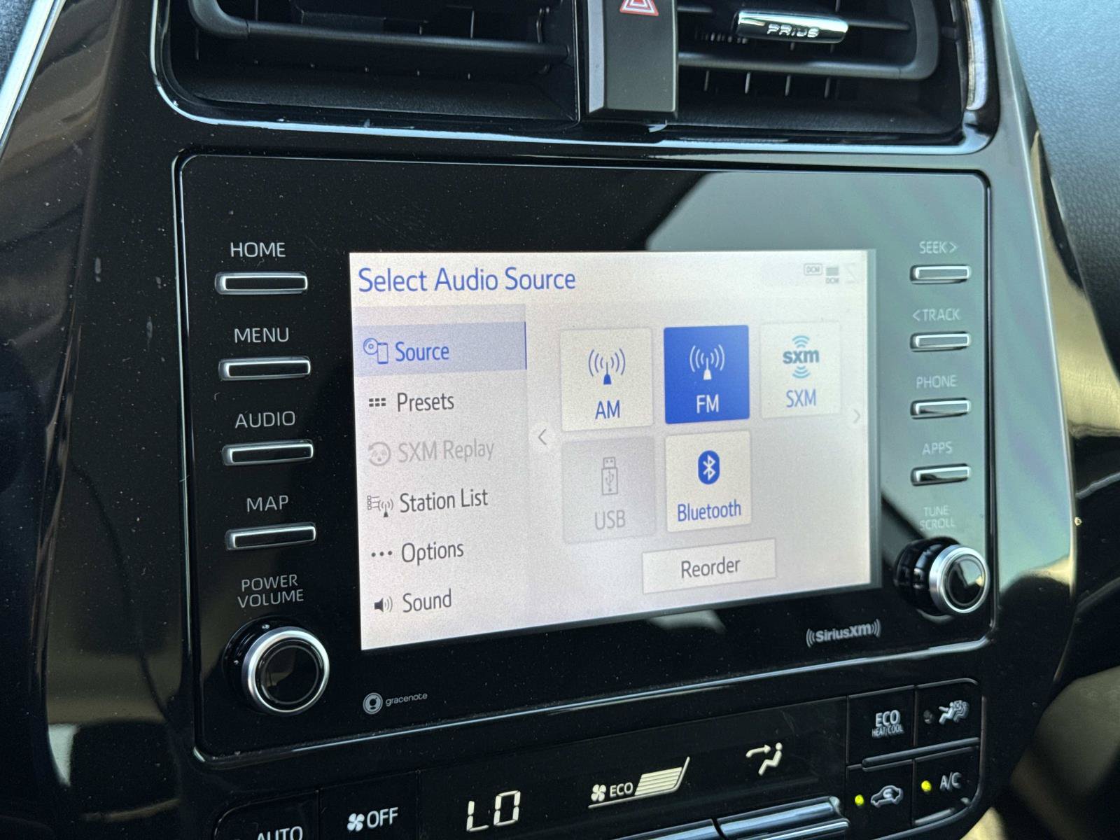 Used 2022 Toyota Prius FWD image 17