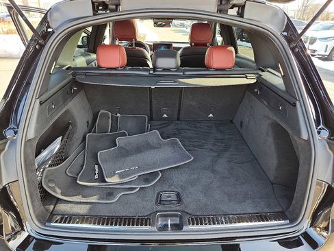 Used 2021 Mercedes-Benz GLC 300 4MATIC image 26
