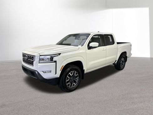 Used 2024 Nissan Frontier SL w/ Technology Package AWD/4WD image 25