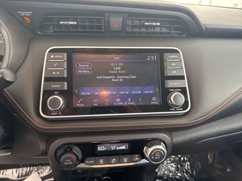 Used 2018 Nissan Kicks SR FWD image 23