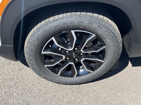 New 2026 Chevrolet TrailBlazer ACTIV w/ Convenience Package image 10