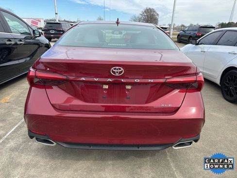 Certified 2020 Toyota Avalon XLE w/ Moonroof Package image 8
