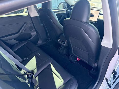 Used 2023 Tesla Model Y Performance image 50