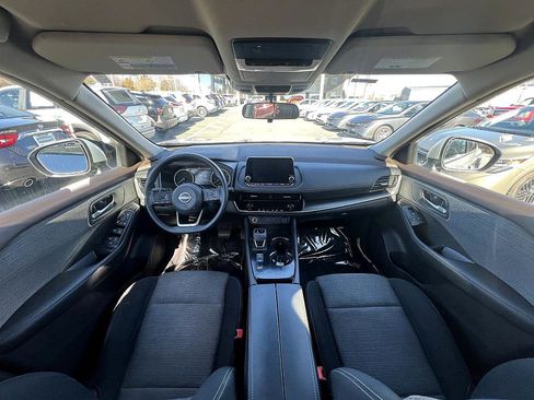 Certified 2023 Nissan Rogue SV image 13