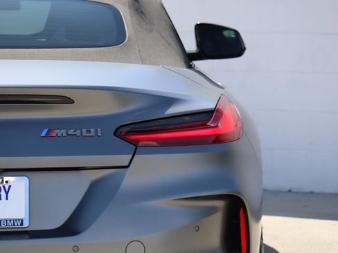 Certified 2022 BMW Z4 M40i w/ Premium Package image 6