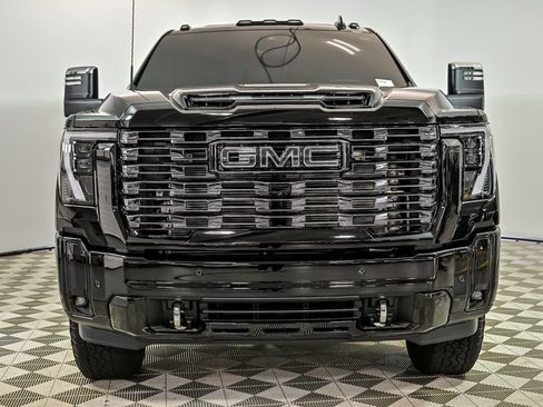 Used 2026 GMC Sierra 2500 Denali Ultimate AWD/4WD image 4