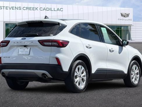Used 2025 Ford Escape Active FWD image 3