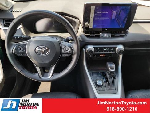 Used 2023 Toyota RAV4 Limited AWD/4WD image 28