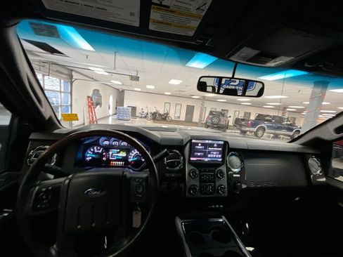 Used 2014 Ford F350 Platinum image 15