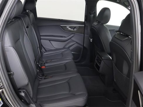 Certified 2025 Audi Q7 2.0T Premium Plus w/ Premium Plus Package image 14