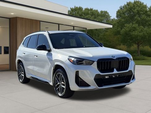 Certified 2023 BMW X1 xDrive28i w/ M Sport Package image 5