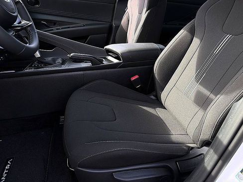 New 2026 Hyundai Elantra Sport FWD image 9
