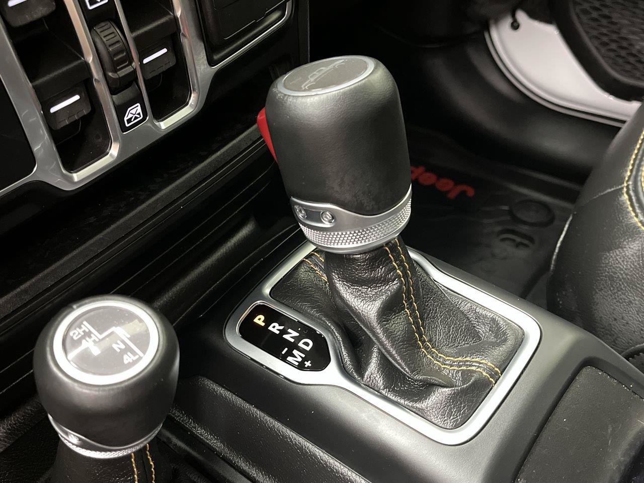 Used 2022 Jeep Gladiator Overland AWD/4WD image 28