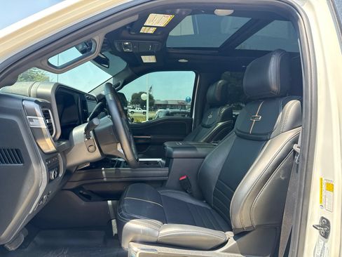 Used 2024 Ford F250 Platinum w/ FX4 Off-Road Package AWD/4WD image 7