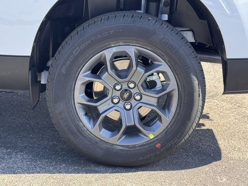 New 2026 Ford Maverick XLT image 13