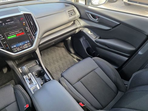 Used 2024 Subaru Ascent Premium w/ Convenience Package image 15