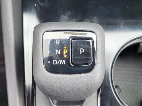 Certified 2024 Nissan Rogue SV w/ SV Premium Package AWD/4WD image 12
