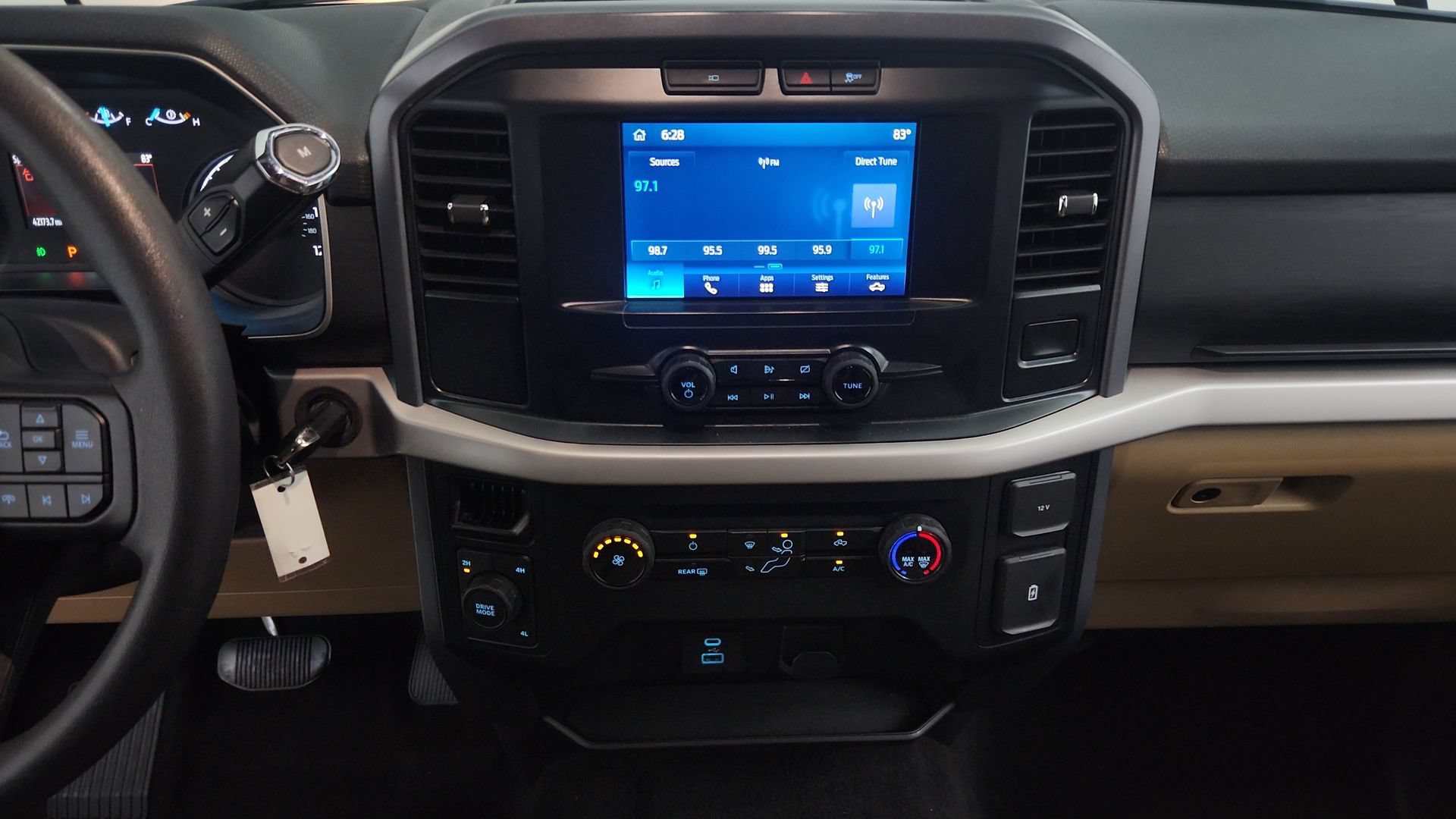 Used 2023 Ford F150 XLT AWD/4WD image 21