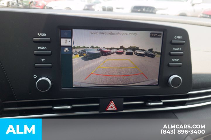 Used 2026 Hyundai Elantra SE FWD image 23