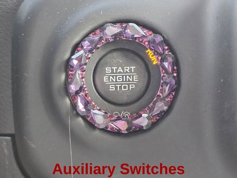 Used 2023 Jeep Wrangler Unlimited Sport AWD/4WD image 19