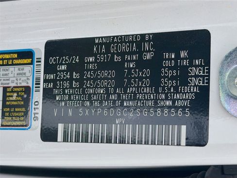 Used 2025 Kia Telluride S image 33