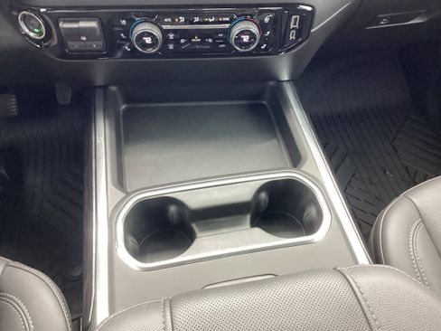 Used 2026 Chevrolet Silverado 2500 LTZ w/ LTZ Premium Package AWD/4WD image 20