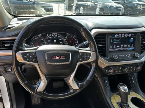Used 2017 GMC Acadia Denali AWD/4WD image 13