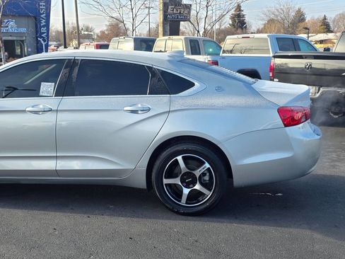 Used 2017 Chevrolet Impala LT image 10