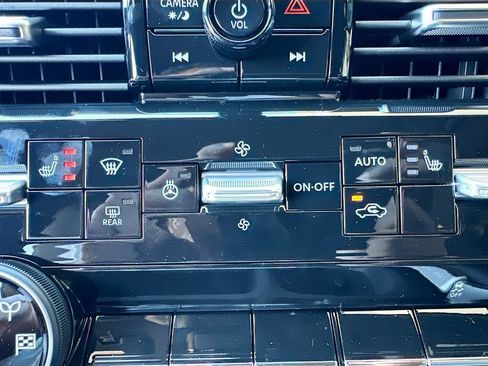 New 2026 Nissan Armada SL w/ Captain's Chari Seat Package RWD image 22