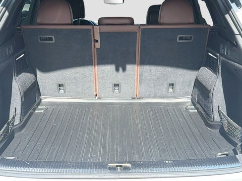 Used 2018 Audi Q5 Prestige w/ Prestige Package image 12