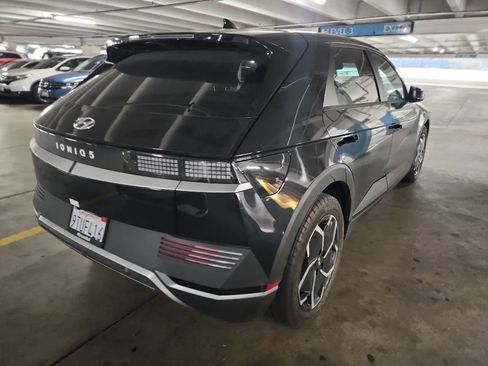 Used 2024 Hyundai Ioniq 5 SEL RWD image 2