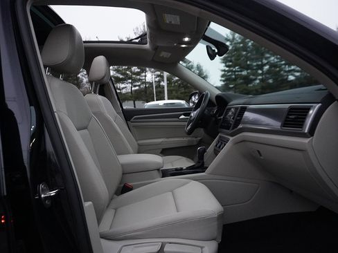 Used 2021 Volkswagen Atlas SE w/ Panoramic Sunroof Package image 33