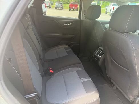 Used 2025 Chevrolet Blazer LT FWD image 16