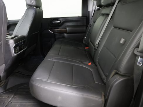 Used 2020 GMC Sierra 3500 SLT w/ SLT Convenience Package image 3