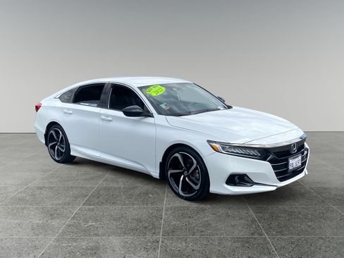 Used 2022 Honda Accord Sport image 7